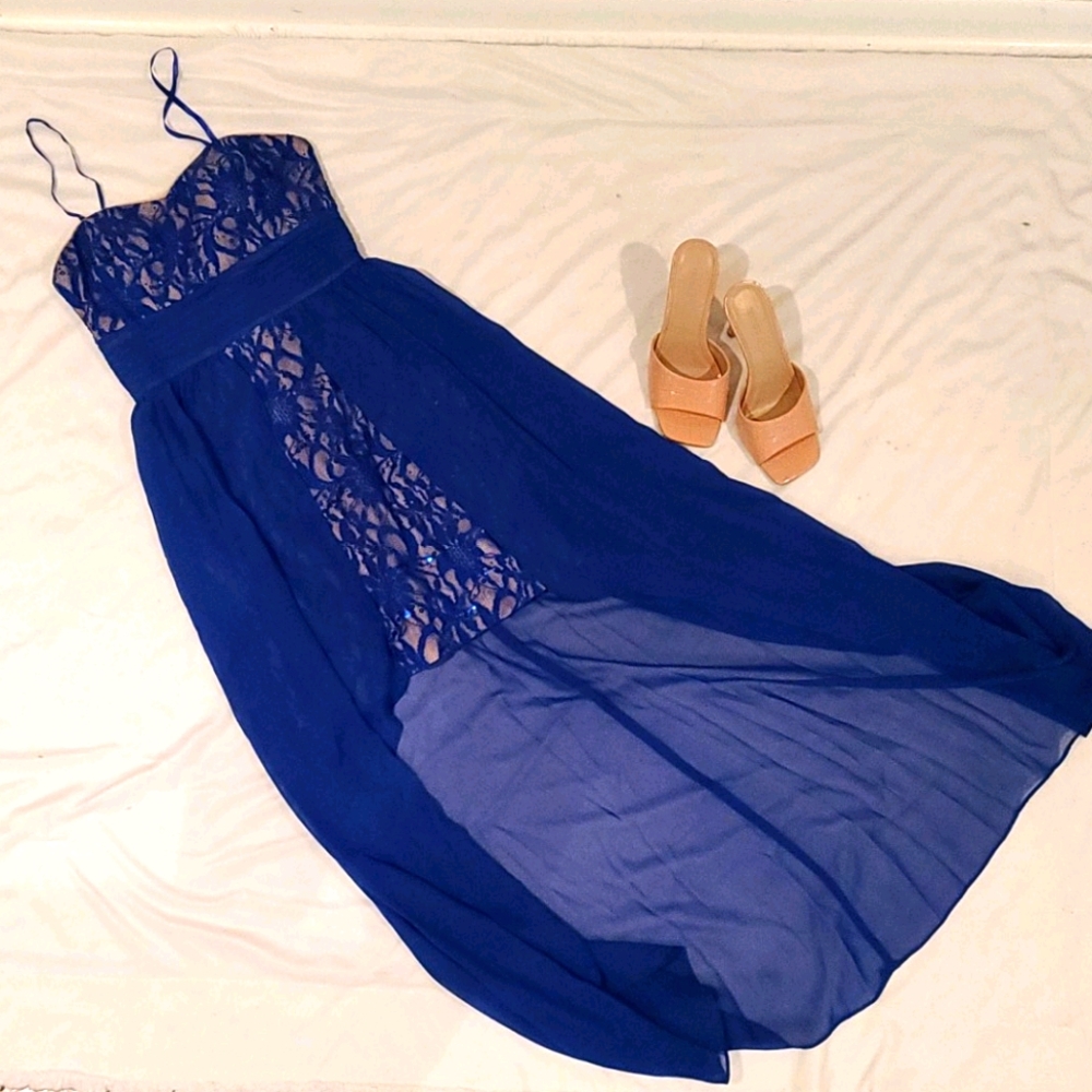 NWT Hailey Logan Gown Sz 3/4